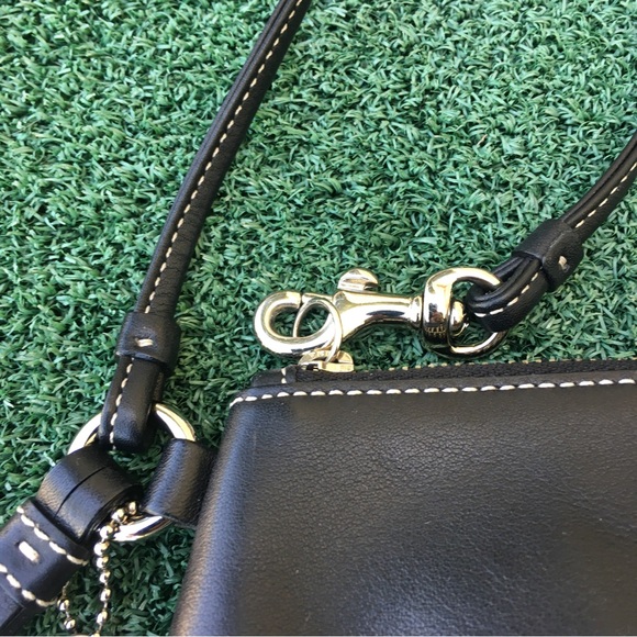 Coach Vintage Y2K Legacy Wristlet Leather Black - Picture 8 of 16